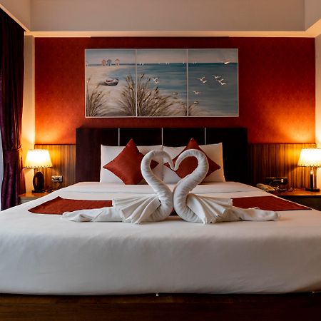 Di Pantai Boutique Beach Resort Patong Ngoại thất bức ảnh