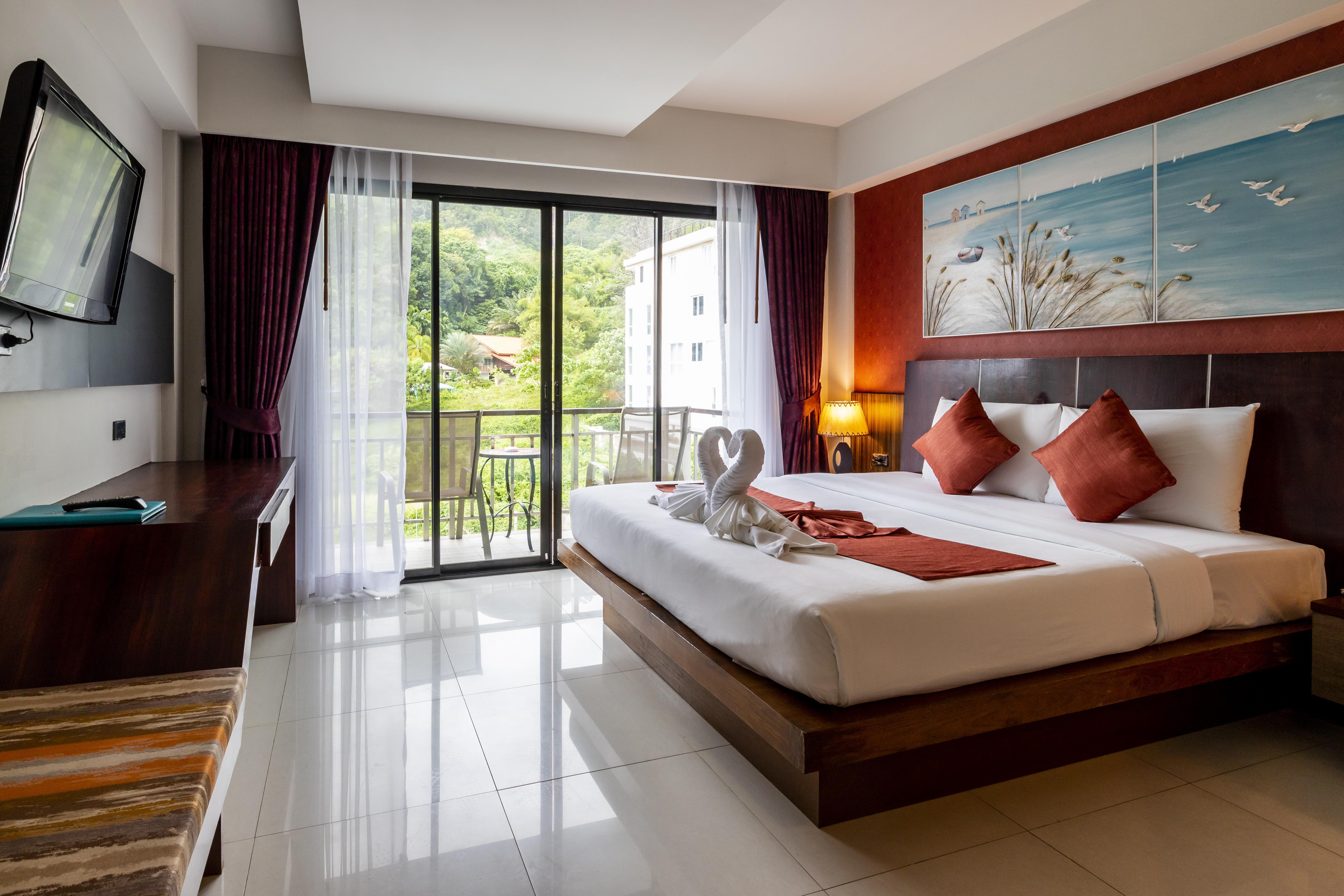 Di Pantai Boutique Beach Resort Patong Ngoại thất bức ảnh