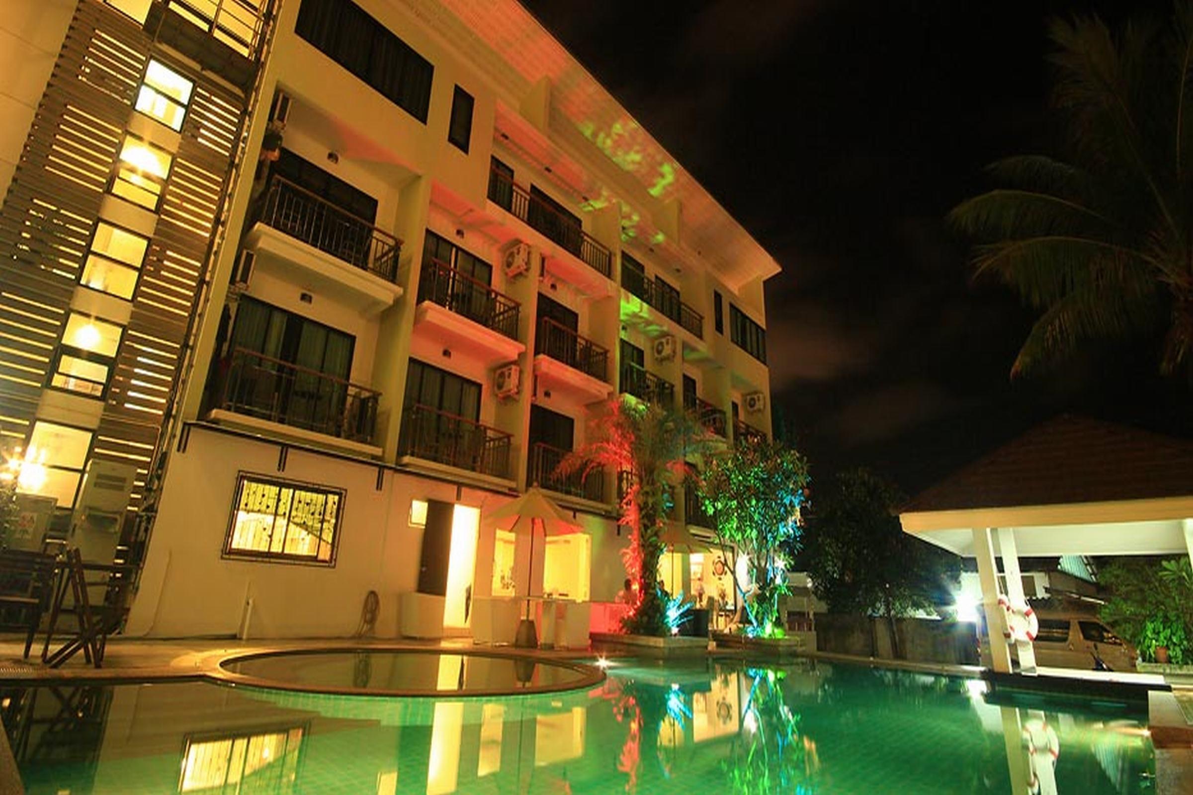 Di Pantai Boutique Beach Resort Patong Ngoại thất bức ảnh